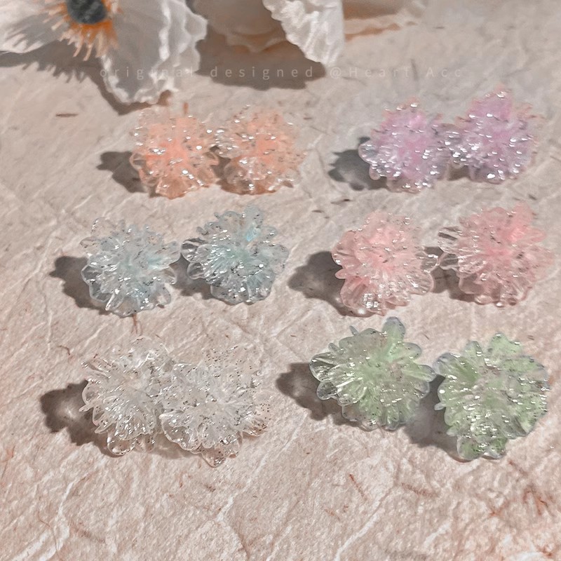 Cool summer, ice-transparent colorful flower stud earrings, high-end earrings, sweet and niche design earrings for women Specification drawing