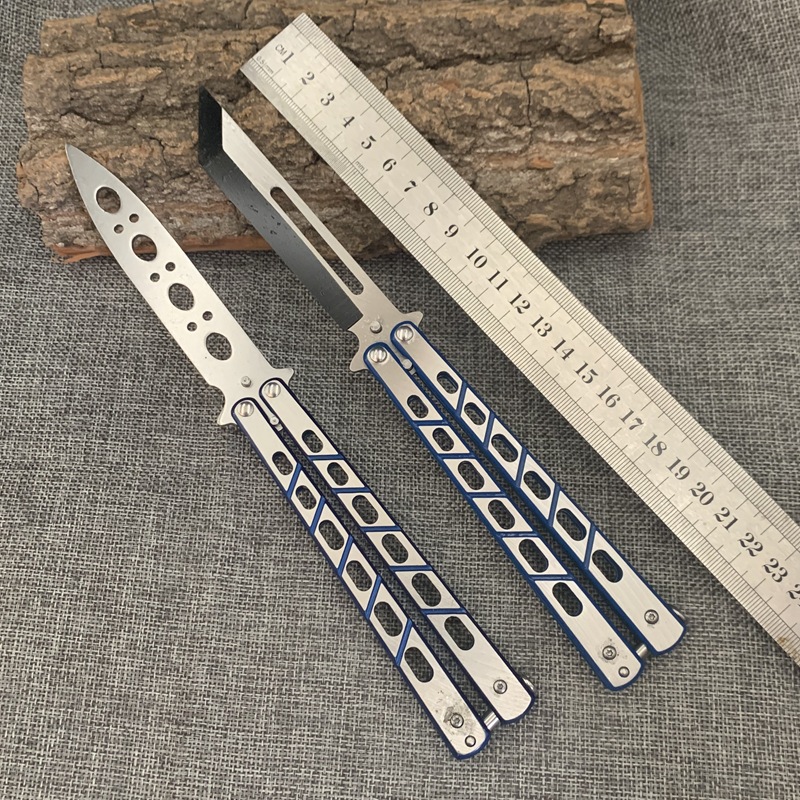 All-steel CSGO butterfly knife, unedged folding swing knife, training knife, professional beginner practice knife, a magic weapon for knife tricks Application Scenario