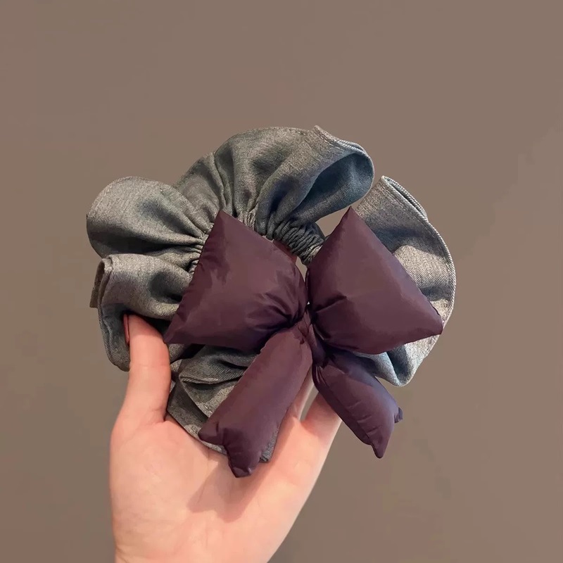 A new Korean hair accessory for women, featuring a high-end grey black fungus brim, cotton-filled purple bow tie, and a ponytail bun full figure
