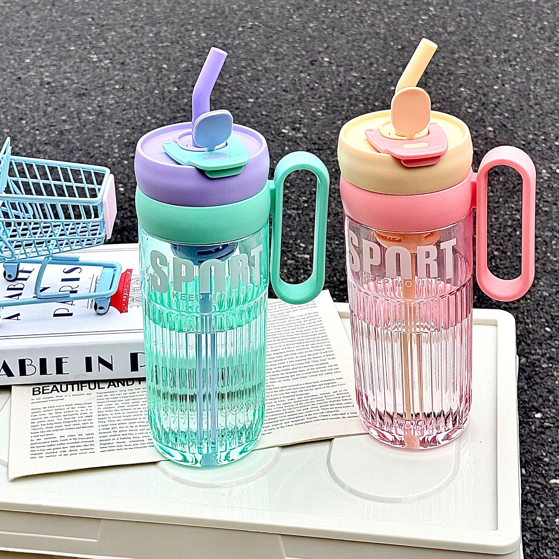 Simple and large-capacity ice cup, summer desktop double-drinking straw cup with handle, portable tea-making cup for girls, refreshing cup full figure
