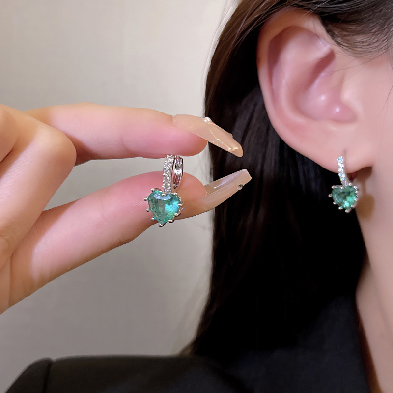 Exquisite micro-inset blue zircon heart-shaped earrings for women, new 2024 trendy design, versatile ear buckles and earrings wholesale details Picture