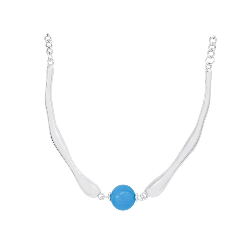 A cool blue imitation agate stone necklace with a cold and elegant feminine charm. An irregular beaded collarbone chain is a trendy accessory Item Picture