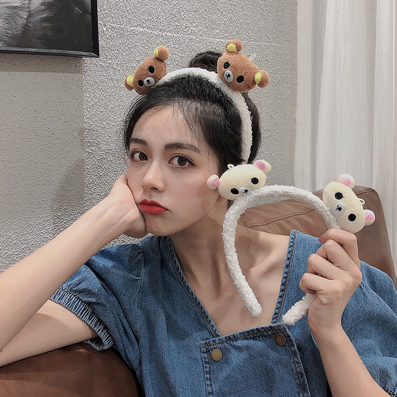 Cute little bear hair band, plush face-washing girl, funny headwear, lambskin hair clip, versatile hairpin, Internet celebrity hair pressing headband details Picture