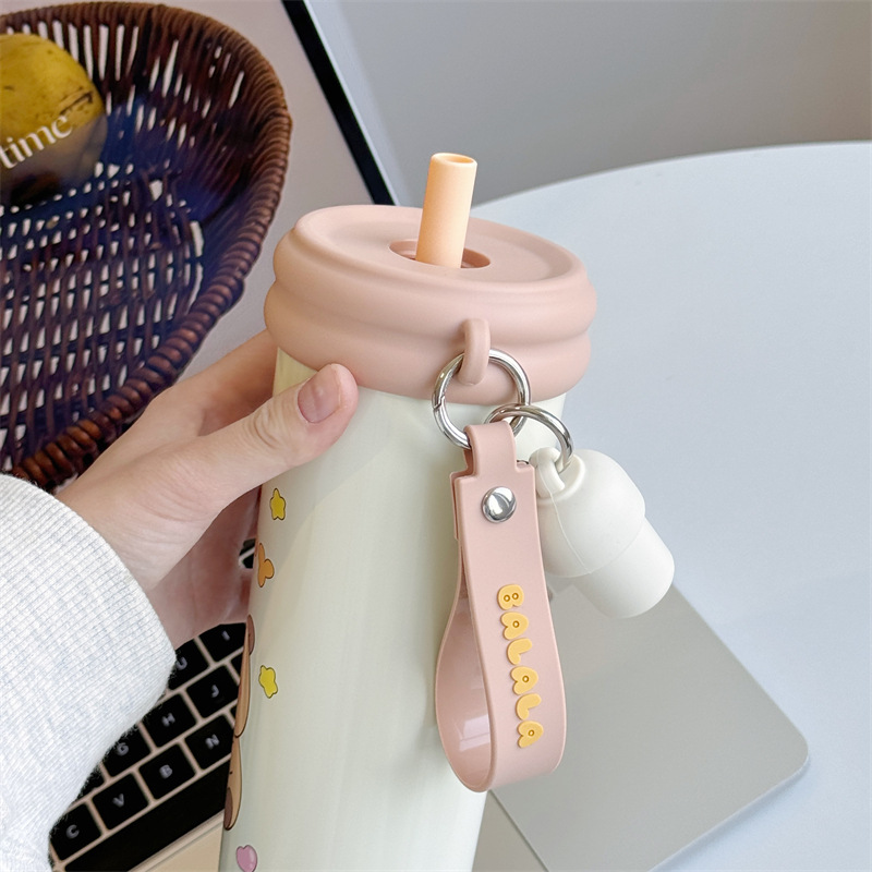 Cartoon cute pet straw cup with dust cover, portable insulated water cup, cute female student, high appearance level, portable insulated cup details Picture