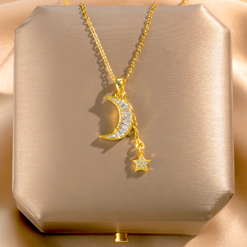 A Korean Instags-style niche design square zircon moon star tassel necklace with a light luxury and high-end look for women full figure