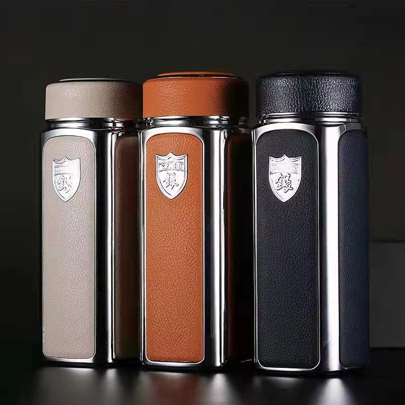 Wholesale of double-layer vacuum business gift insulated cups, men's and women's car-mounted water cups with square leather and silver inner liner full figure