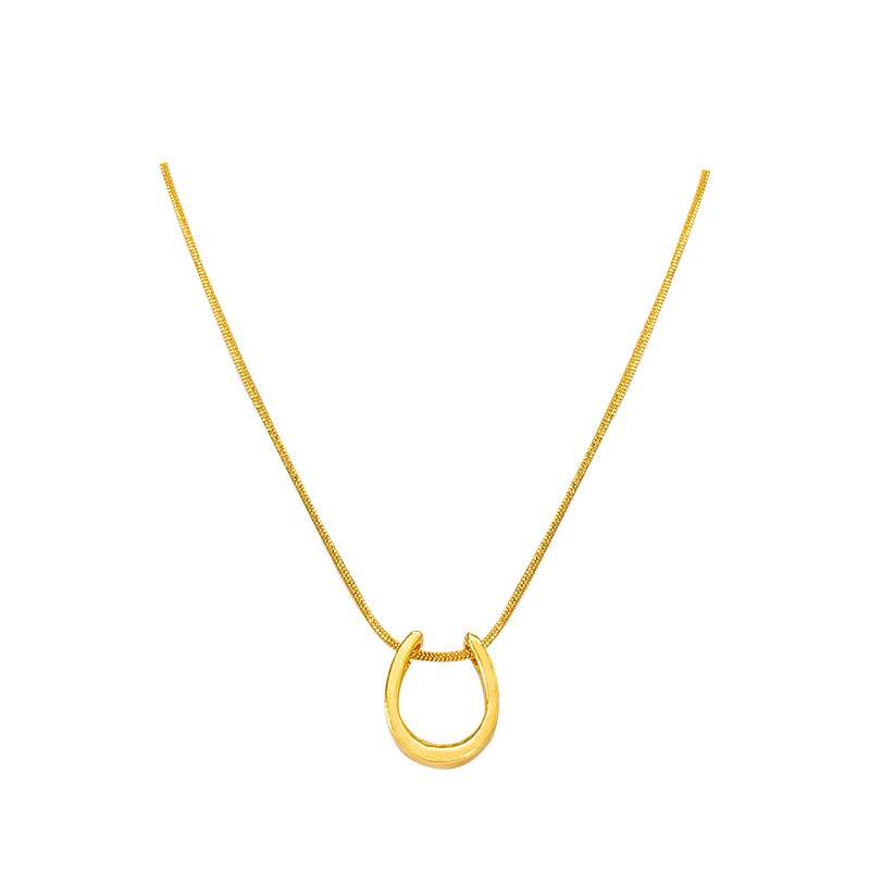 European and American style fashionable and elegant titanium steel necklace for women, light luxury, niche and high-end feel, collarbone chain, personalized U-shaped pendant accessory Item Picture