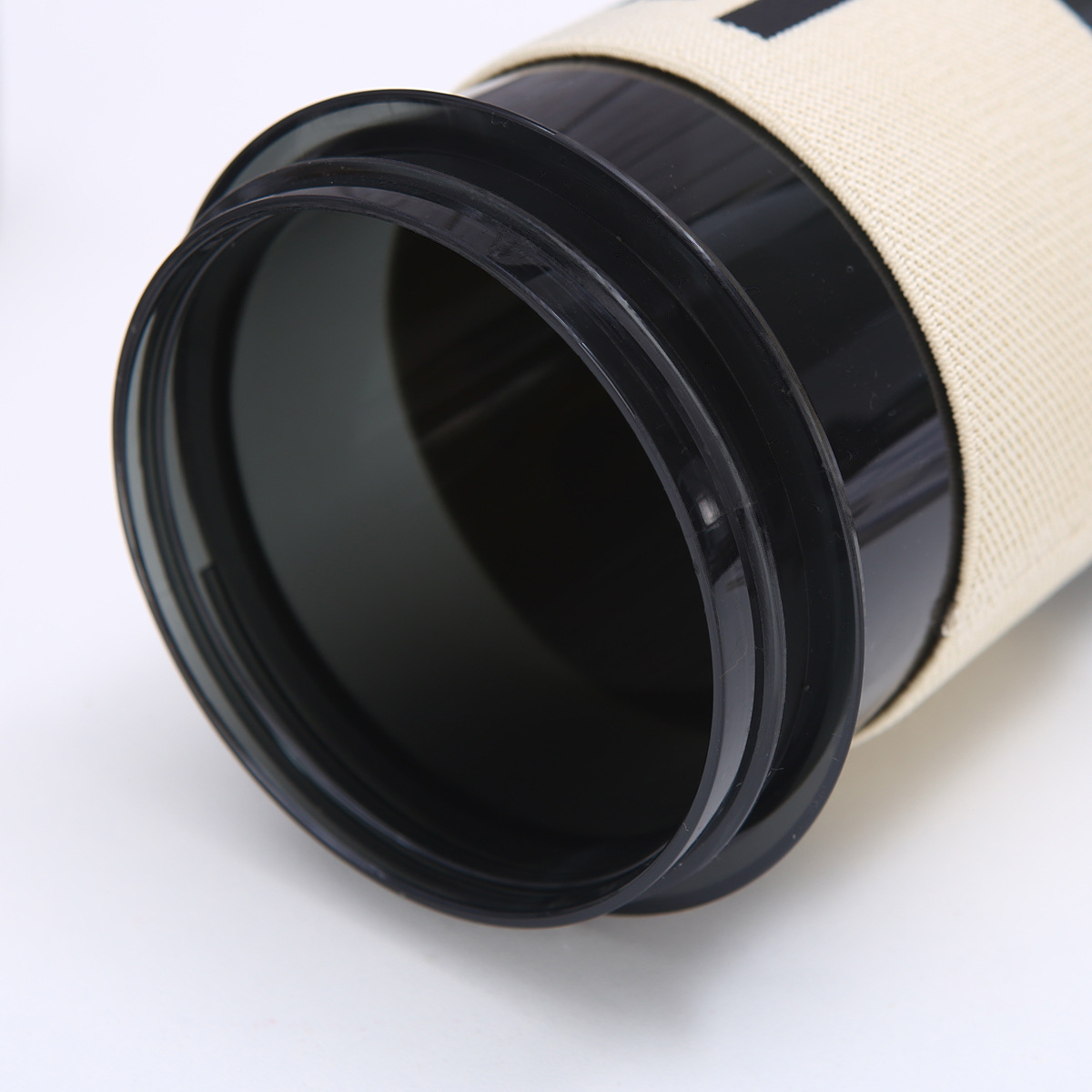 Popular Instagram plastic water cup, large-capacity double-layer straw cup, outdoor sports and fitness, high appearance level, lockable cup Application Scenario
