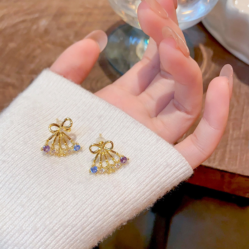 Light luxury, niche and high-end style back-hanging bow earrings for women, super dazzling and exquisite micro-inlaid colored zircon stud earrings Specification drawing