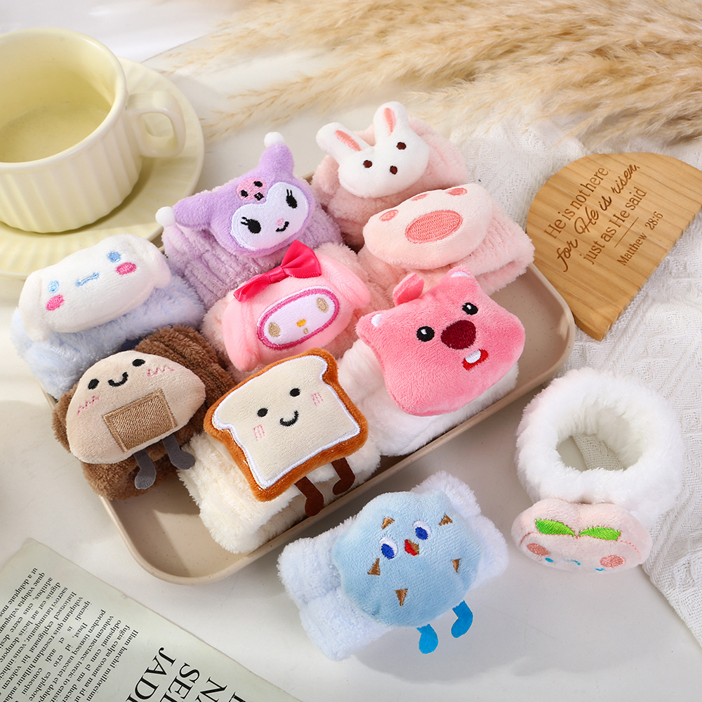 Cute cartoon, soft, water-absorbing wrist strap, waterproof and moisture-proof wonder, cuff wrist guard, wristband cover, sweat-absorbing for washing up Application Scenario