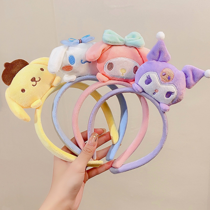 Cartoon hairband 3D figurine, Cinnamon dog, Kuromi hair press headband, Korean version cute makeup and face-washing hairpin, Internet celebrity details Picture