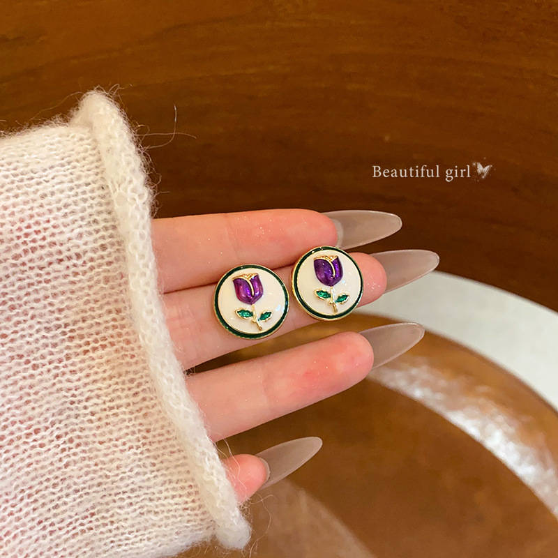 Retro glazed rose stud earrings for women, 2025 new style, light luxury, high-end and elegant earrings, fashionable Chinese style earrings full figure