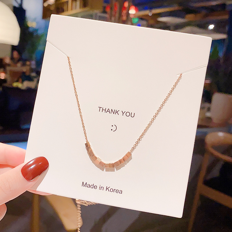 Korean InS-style perfect small square titanium steel necklace, a light luxury design for women, a popular online celebrity collarbone chain that doesn't fade Application Scenario
