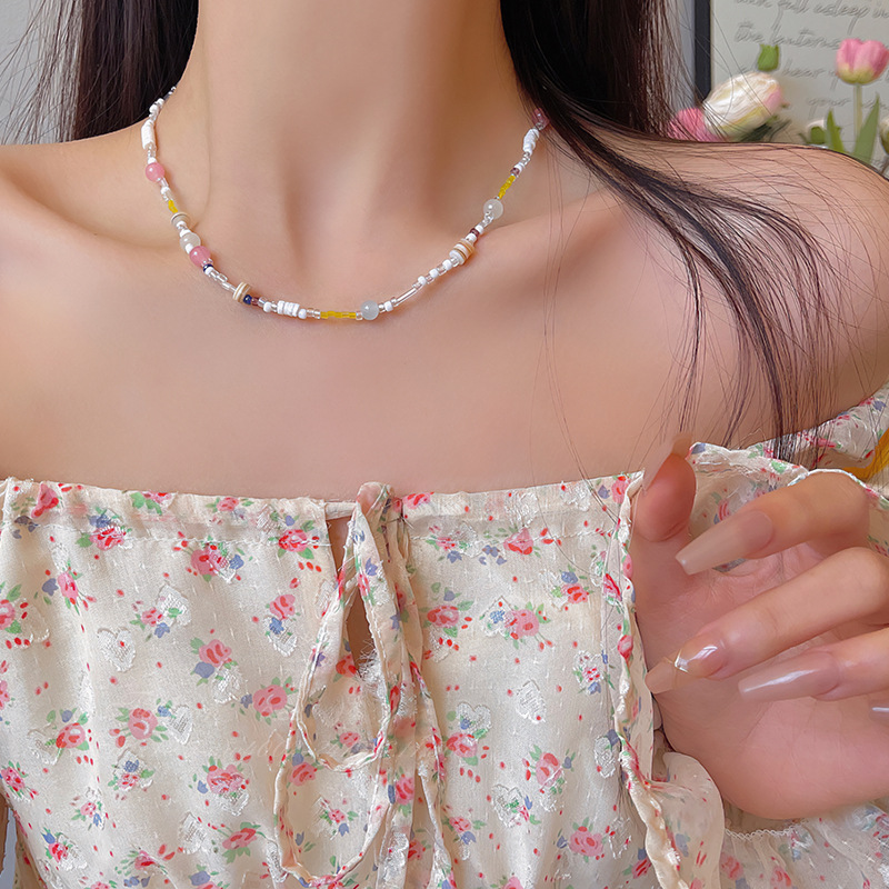 Colorful imitation natural stone beaded necklace for women, summer fashion, individuality and charm, collarbone chain, sweet girl, cute accessory wholesale details Picture
