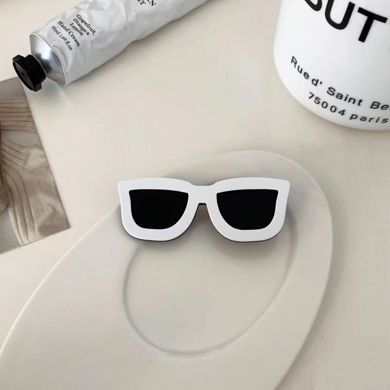 Japanese and Korean sunglasses, funny and quirky hairpins, cute and girlish, duckbill hairpins, side bangs hairpins, and trendy hair accessories Specification drawing