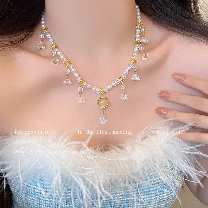Water drop pearl beaded tassel necklace for women, light luxury, niche and high-end, with a collarbone chain feel and elegant style, autumn and winter sweater chain accessory Specification drawing