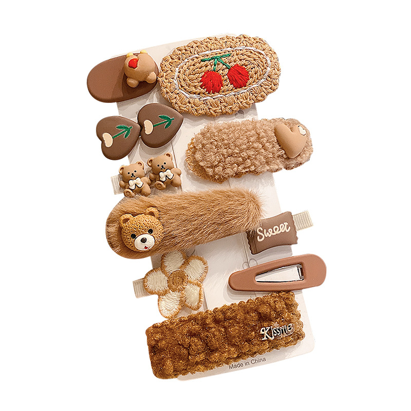 The new popular female side plush hair clip headpiece, cute bangs, Japanese-style side clip hair accessory Item Picture