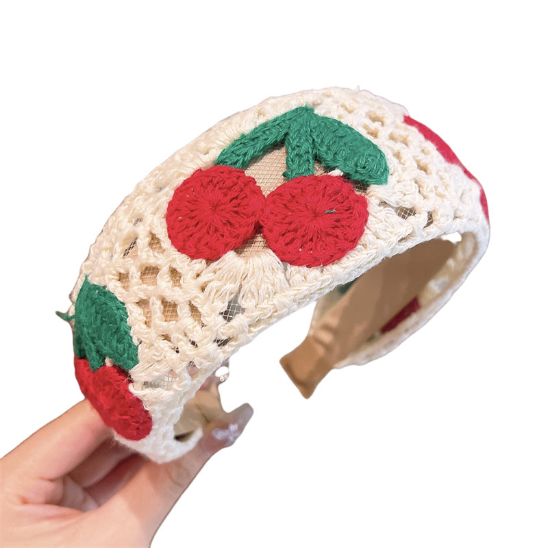 Children's knitted embroidered woolen flower hair band, a perfect tool for girls to tidy up broken hair, girls' wide edge headband, bangs hair clip Item Picture