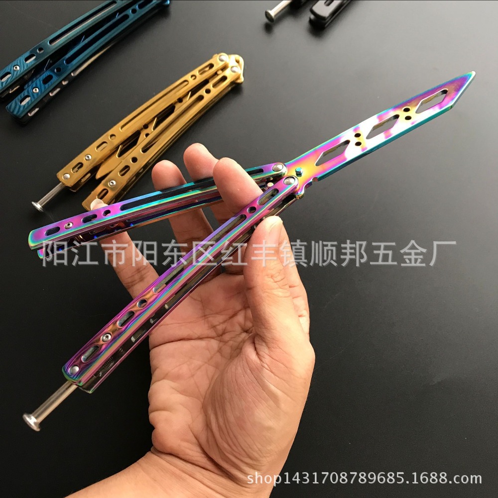 CS GO peripheral game Butterfly Blade Swinging tool training without cutting edge practice folding blade swinging Butterfly blade tool Specification drawing
