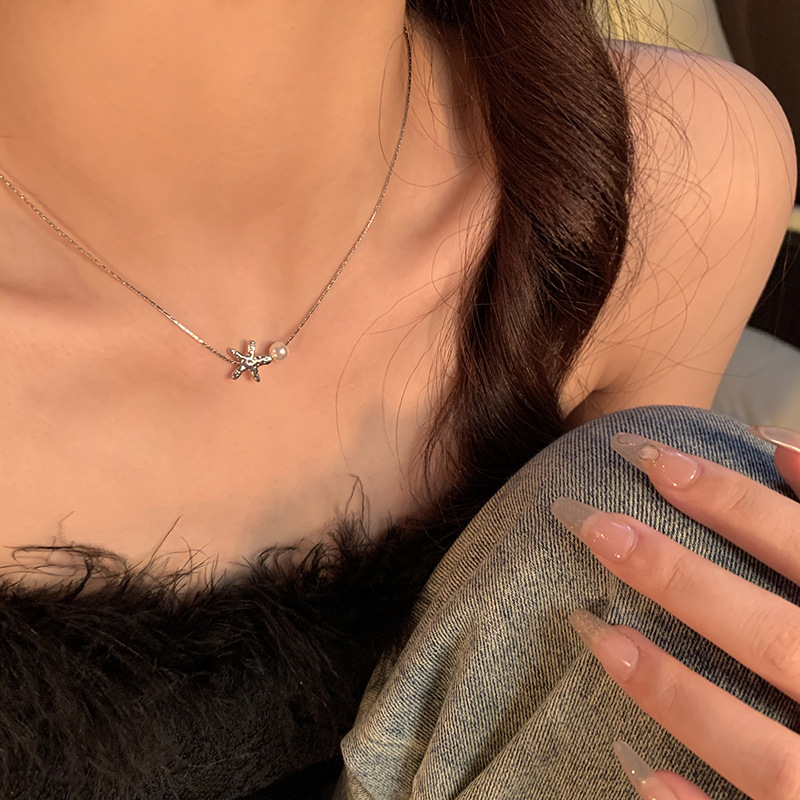 Summer starfish pearl necklace accessory, women's pendant, beaded, simple, light luxury, niche, choker collarbone chain, high-end feel details Picture