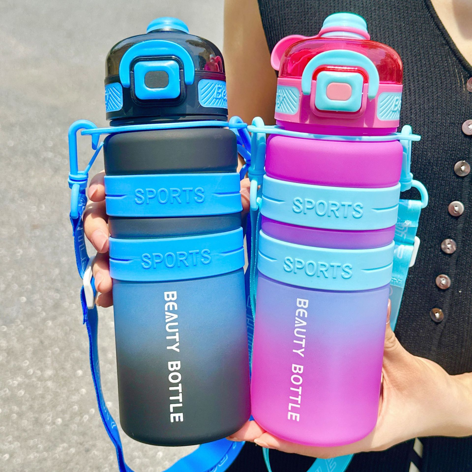 New sporty gradient color plastic cup with high appearance level, outdoor fitness summer water cup, large capacity double-drinking straw cup Specification drawing