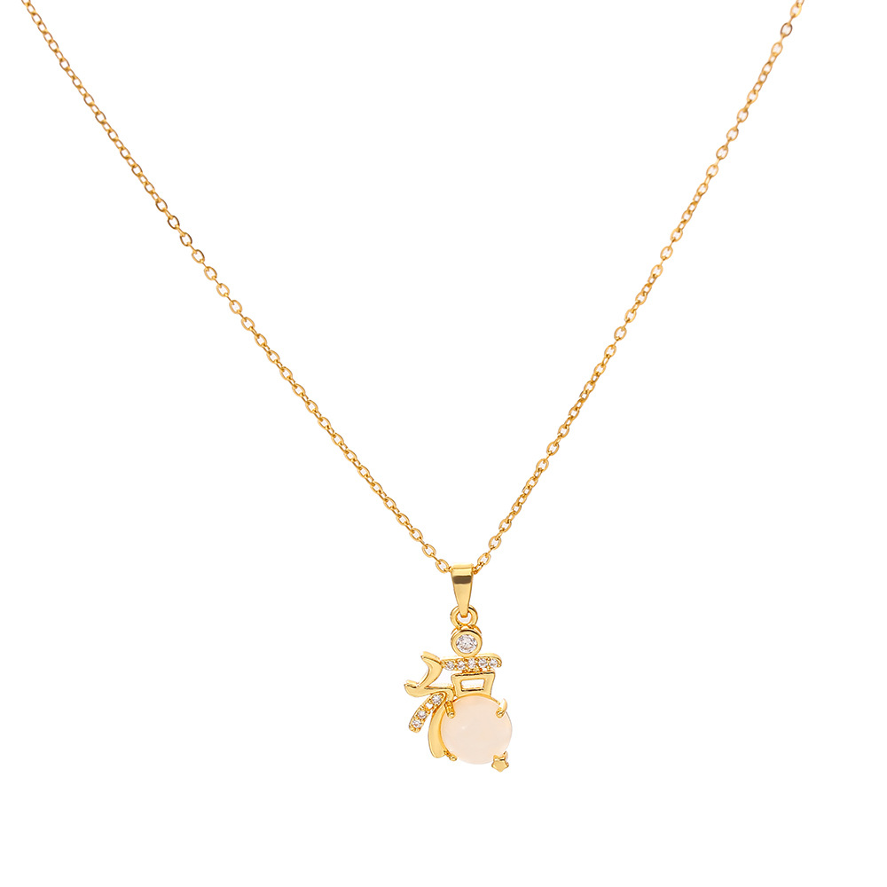 The Chinese-style design of the "Fu" character pendant titanium steel necklace is a popular summer accessory for women. It is a simple collarbone chain with a fashionable and high-end feel Item Picture