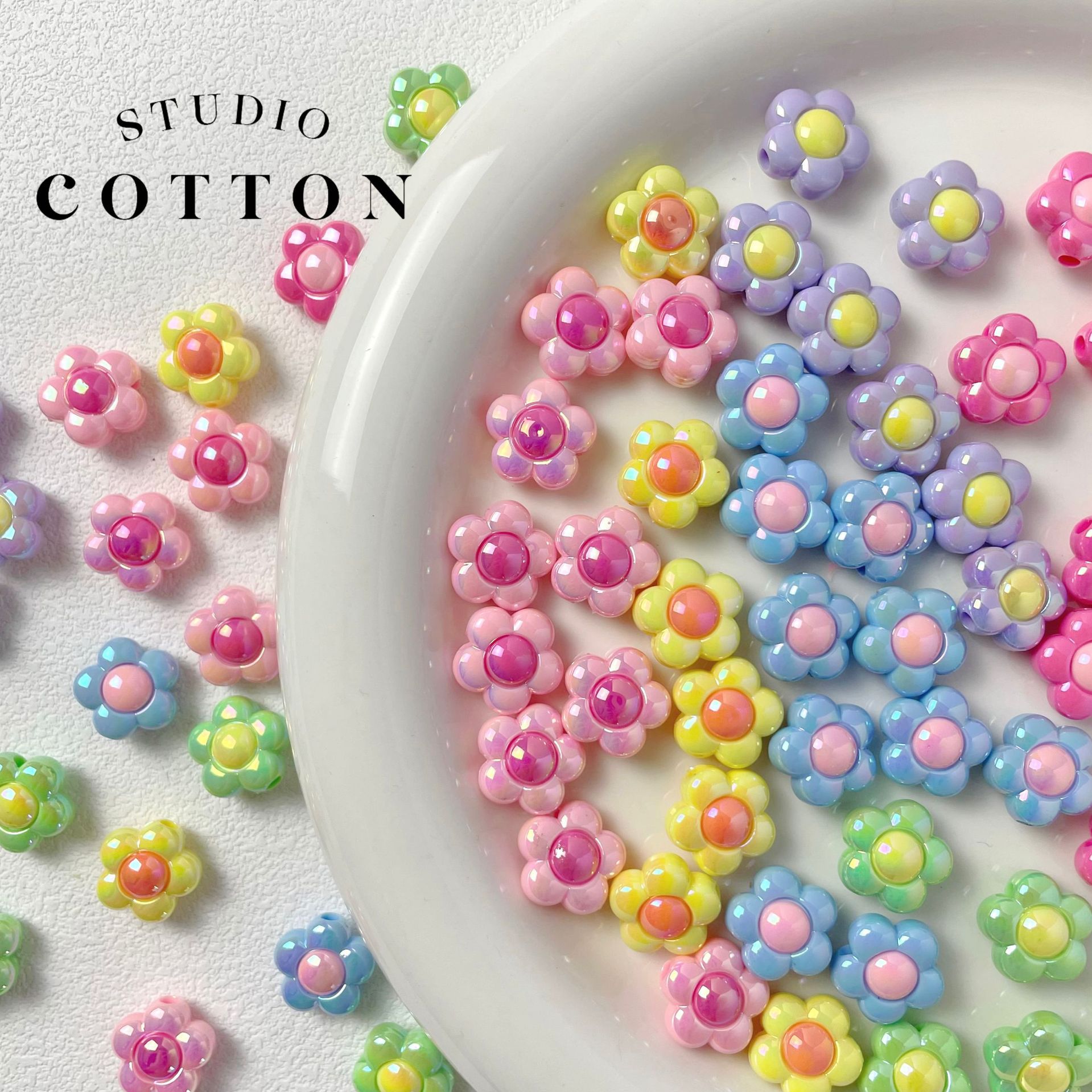Uv-coated small flower bead diy accessory materials, children's handcrafted accessories, mobile phone chains, necklaces, loose beads wholesale full figure
