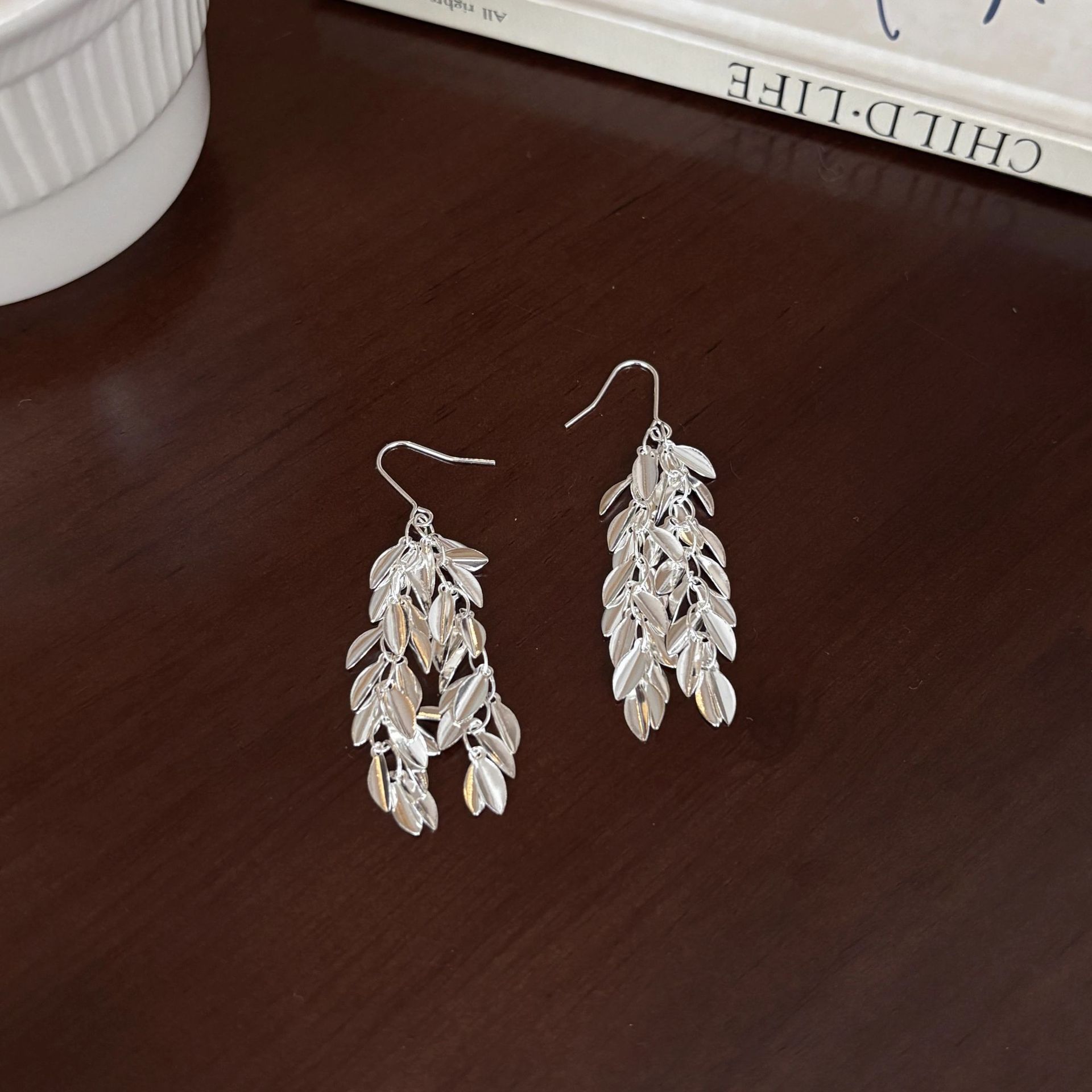 Sparkling wheat ear tassel Earrings for Women 2025 New bestseller, high-end and elegant long earrings, unique earrings Specification drawing