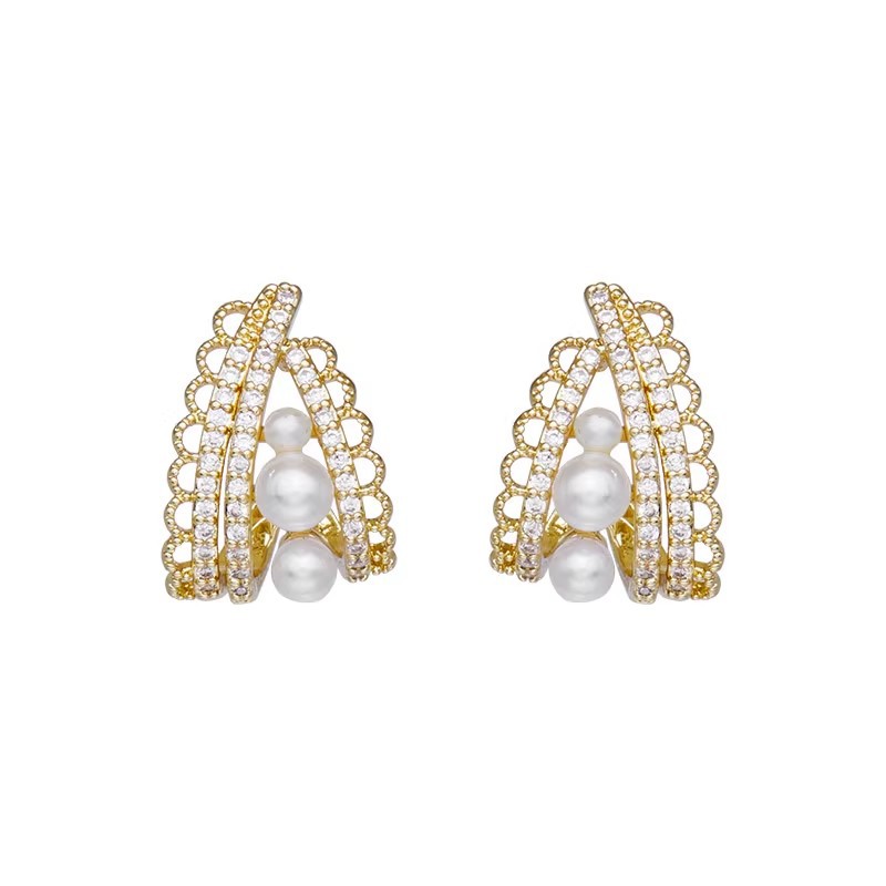 Gold diamond-encrusted pearl stud earrings with a high-end, light luxury and niche design, French elegance and court style stud earrings and earrings wholesale Item Picture