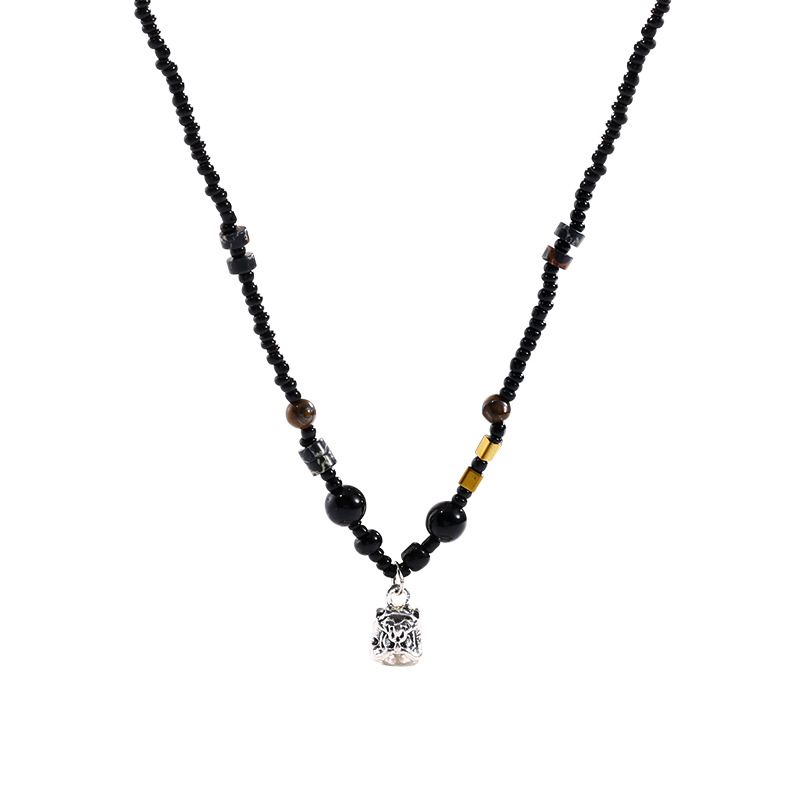 New Chinese-style lion dance pendant necklace for women on Instagram, trendy and niche retro ethnic style beaded collarbone chain accessory Item Picture