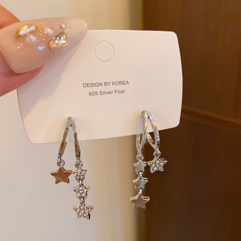 Silver needle sparkling diamond five-pointed star tassel earrings, a niche design for women, trendy stud earrings, a fashionable and versatile accessory for hot girls Specification drawing