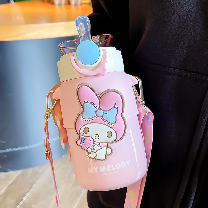 Sanrio insulated cup, cute girls, high appearance level water cup, genuine portable student, new stainless steel straw cup Application Scenario