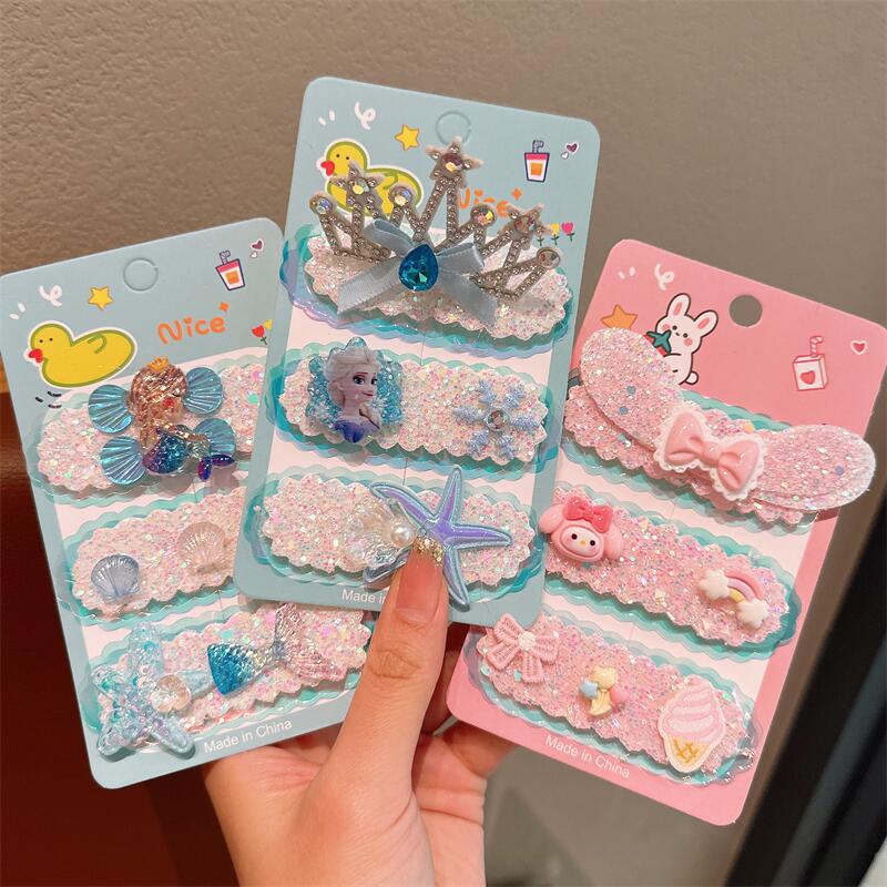 Cartoon bangs patch, a children's hair breaking tool that won't damage your baby's hair. Velcro hairpin, a hair arrangement accessory for the back of a girl's head Specification drawing