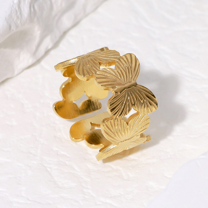 Stainless steel titanium steel flower-shaped ring for women, a niche design with a light luxury and high-end feel, anti-allergy and color fading, and European and American electroplating Specification drawing