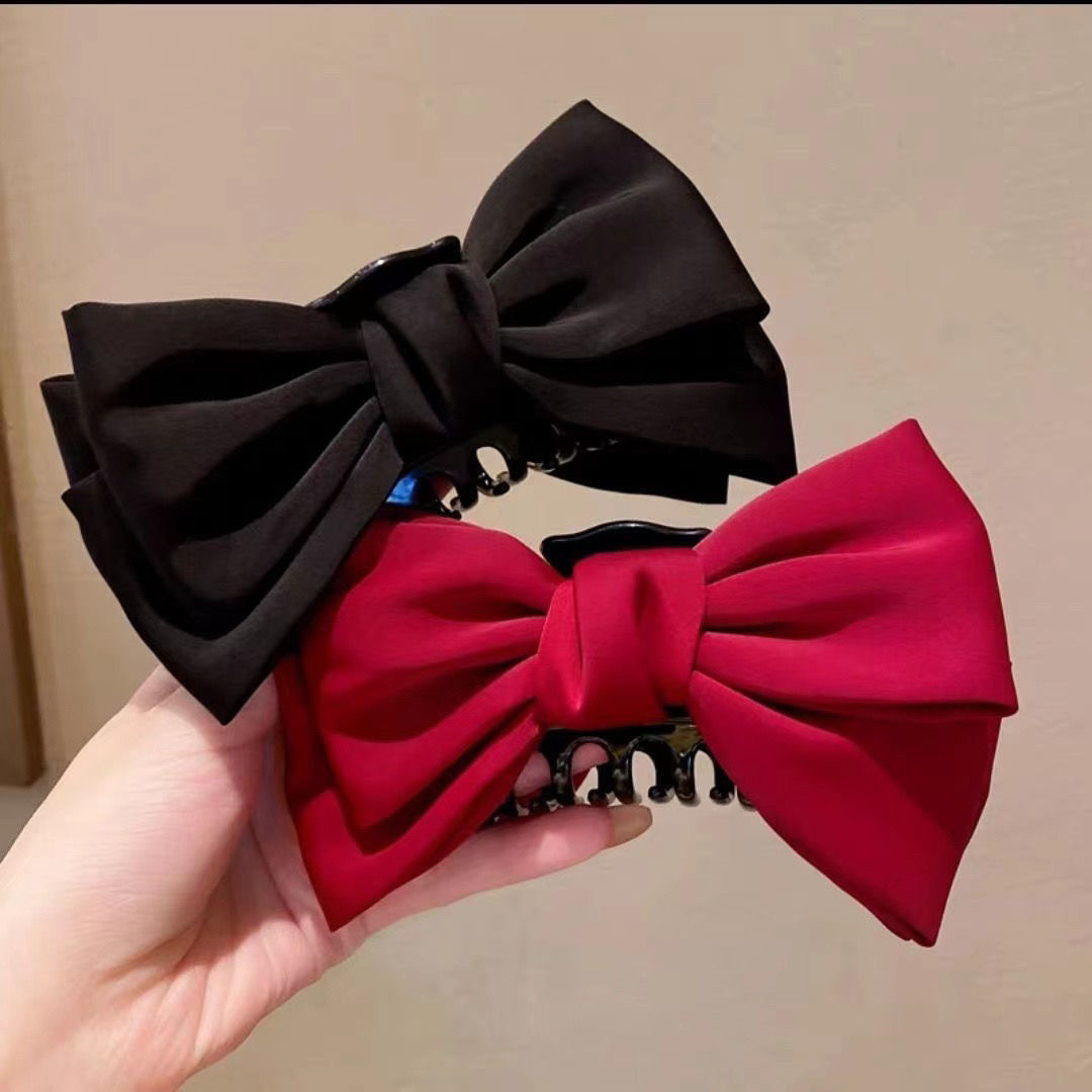 Satin princess on the run, bow clip, women's autumn and winter hair clip, back of the head updo, shark clip, Internet celebrity hair clip Specification drawing