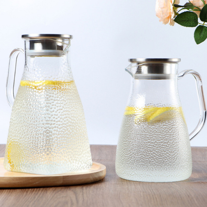 Food-grade plastic cold water kettle for household use, suitable for refrigerator, PC high-temperature resistant, hammered texture, Japanese style, high appearance level cold water kettle Application Scenario