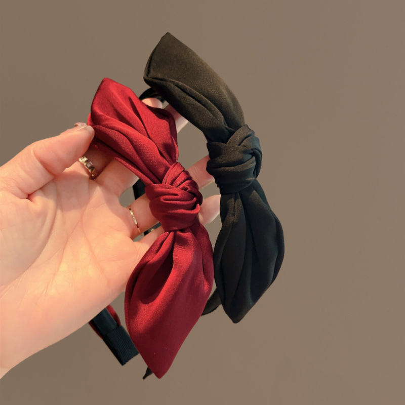 The Story of the Rose, the same red rabbit-ear hairband for women as Liu Yifei and Huang Yimei, summer bow headband hairpin full figure
