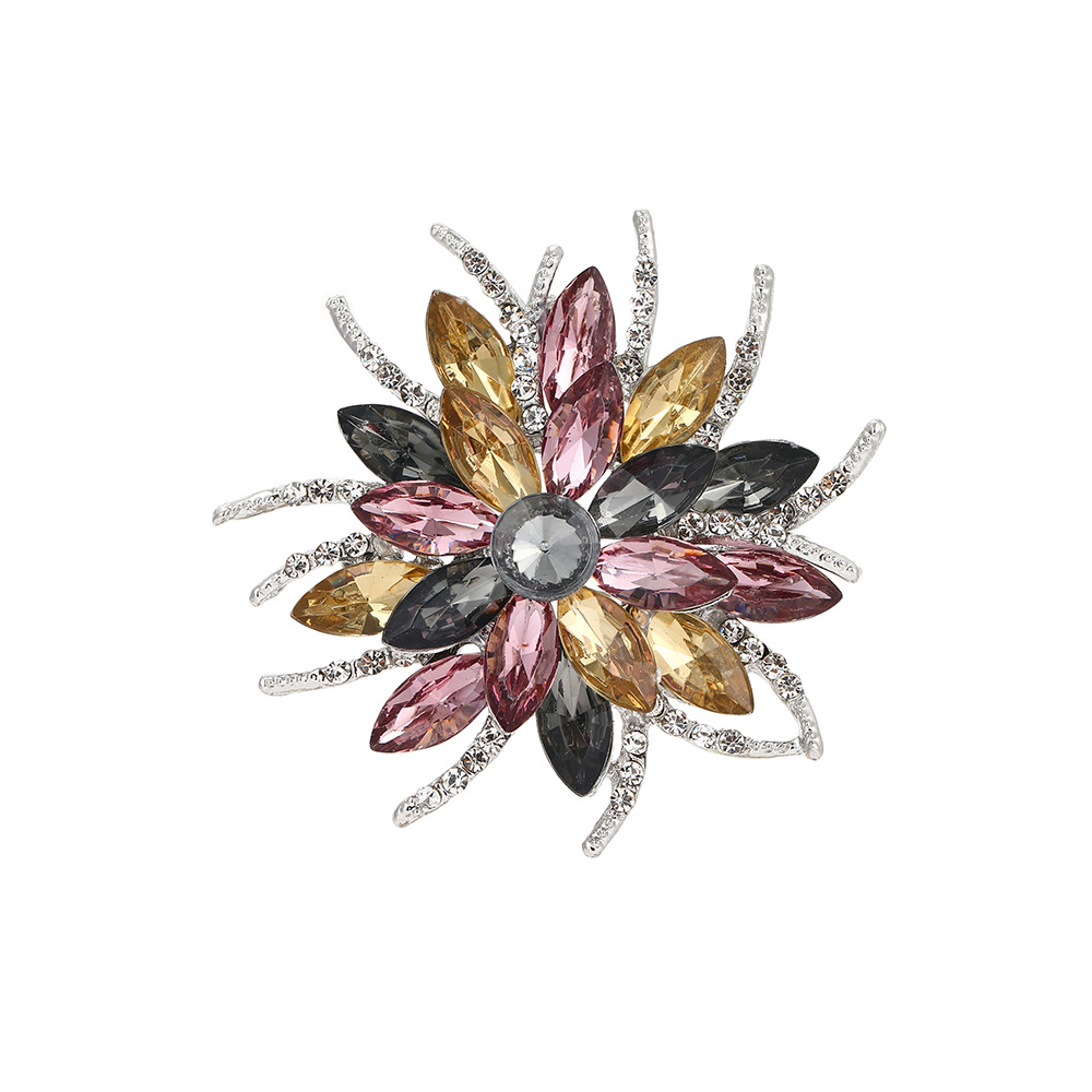 Cross-border European and American dazzling fireworks diamond-encrusted brooch, light luxury design sense, fashionable and elegant brooch sweater suit pin Item Picture