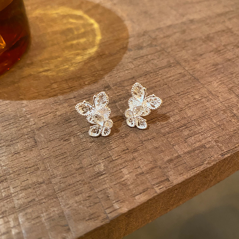 The cool and unique hollowed-out butterfly stud earrings feature a super ethereal French retro and versatile design. They are small and delicate earrings for women Application Scenario