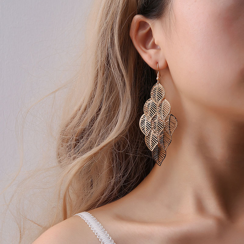 Cross-border wish best-selling European and American fashion OL simple gold and silver multi-layer hollowed-out leaf earrings Long leaf earrings full figure
