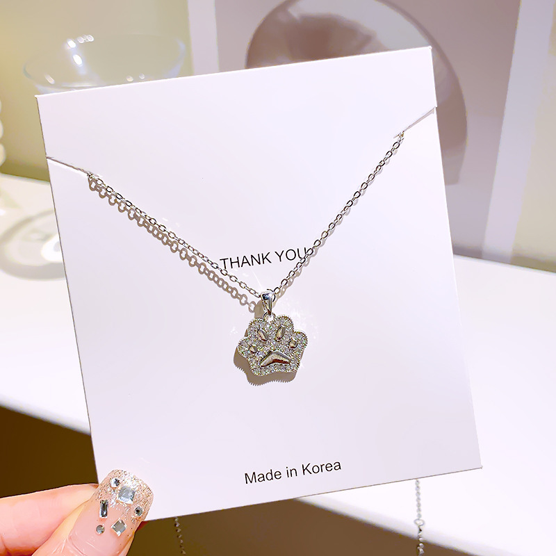 Korean version silver simple cat paw pendant titanium steel necklace, women's exquisite zircon full diamond collarbone chain, niche accessories wholesale Specification drawing