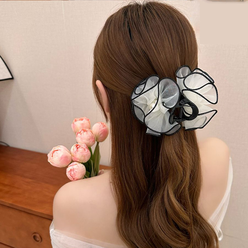 Korean-style chiffon mesh flower beaded hair clips, female Internet celebrity with less hair volume shark clips, elegant semi-tied hair clips, hair accessories details Picture
