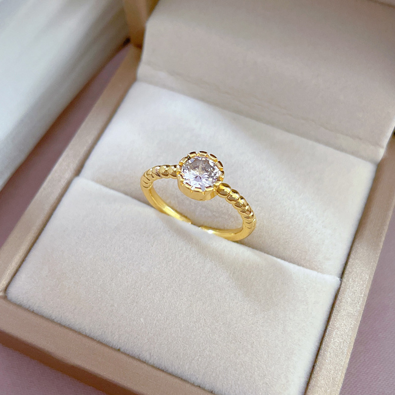 【 Real Gold 】 Minimalist Zircon open-top ring for women, a niche Japanese and Korean index finger ring with a simple design sense, a social media sensation Application Scenario