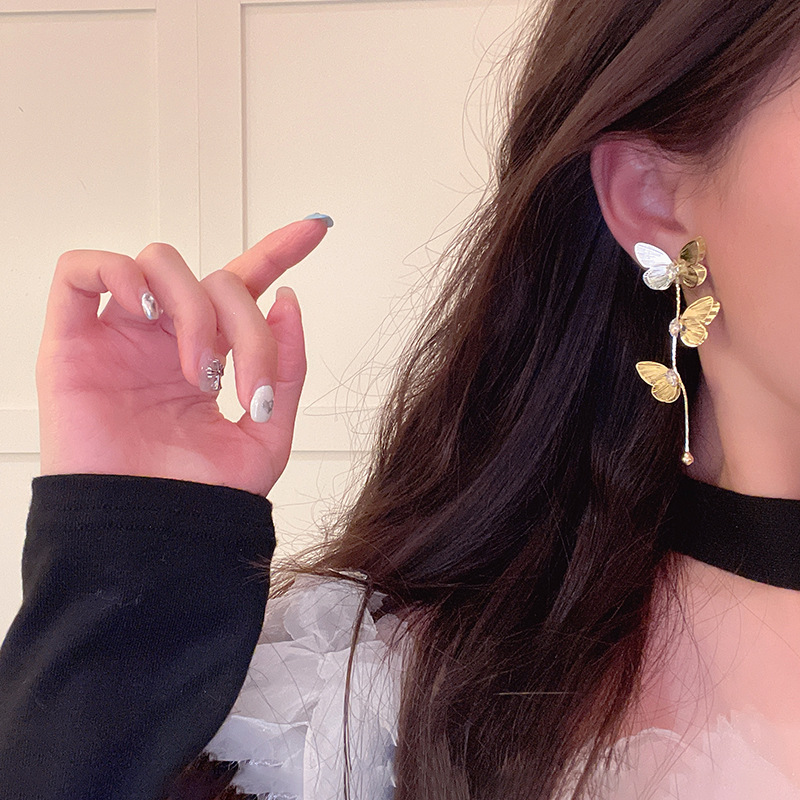 Super ethereal long tassel butterfly earrings, women's light luxury and high-end style earrings, fashionable and versatile earrings wholesale Application Scenario