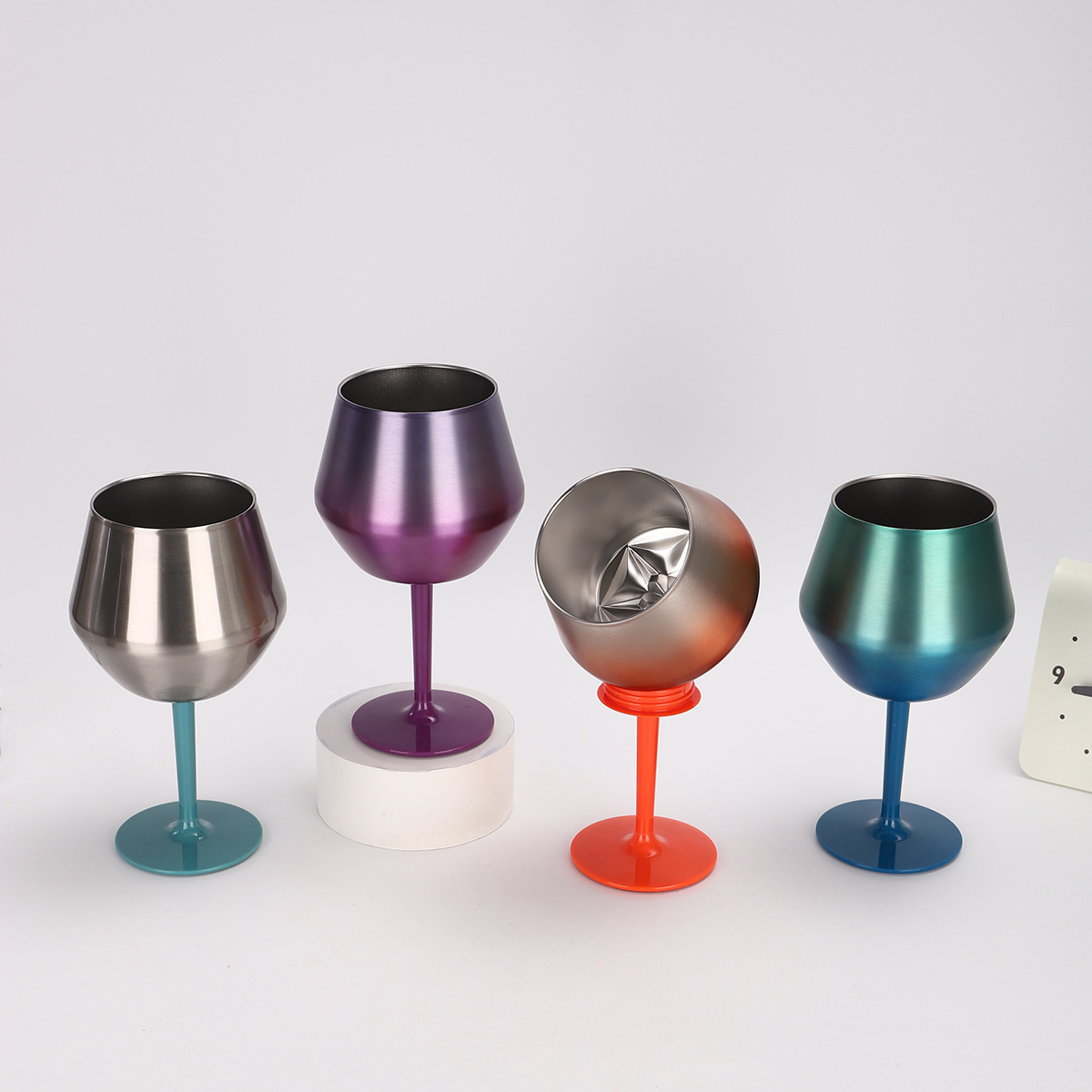 304 stainless steel tall wine glass, creative champagne glass, stainless steel wine bottle, fancy tall glass Specification drawing