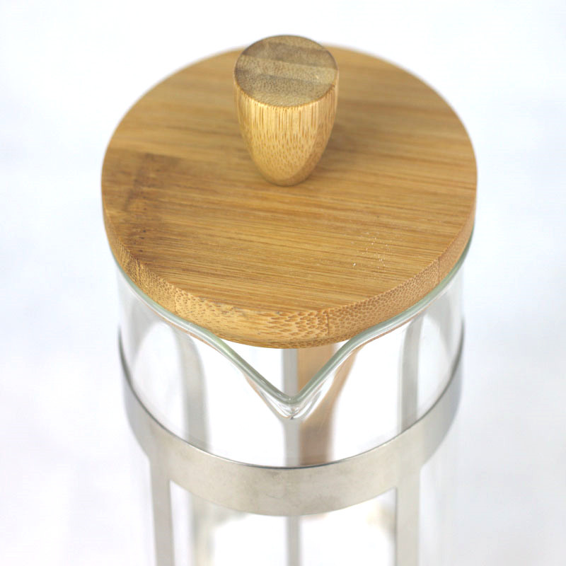 Bamboo and wood lid glass French press, household French filter press heat-resistant high borosilicate coffee pot, American-style utensils glass measuring cup Application Scenario