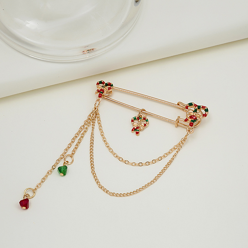 New Christmas series brooches, fashion clothing accessories, chain bells, brooches, brooches in stock for wholesale Application Scenario