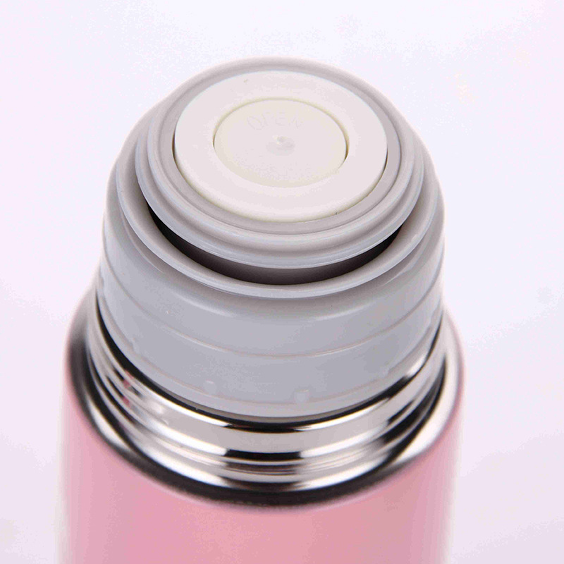 Stainless steel insulated cups for men and women, business car tea cups, insulated bottles wholesale, large-capacity insulated kettles, water bottles and cups Application Scenario