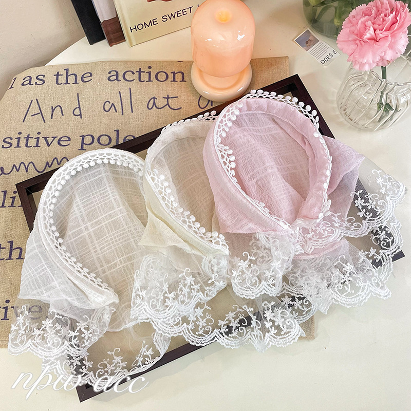 French lace triangular scarf, tulle headband, retro decorative headscarf, women's summer outing with pastoral style hair accessories Application Scenario