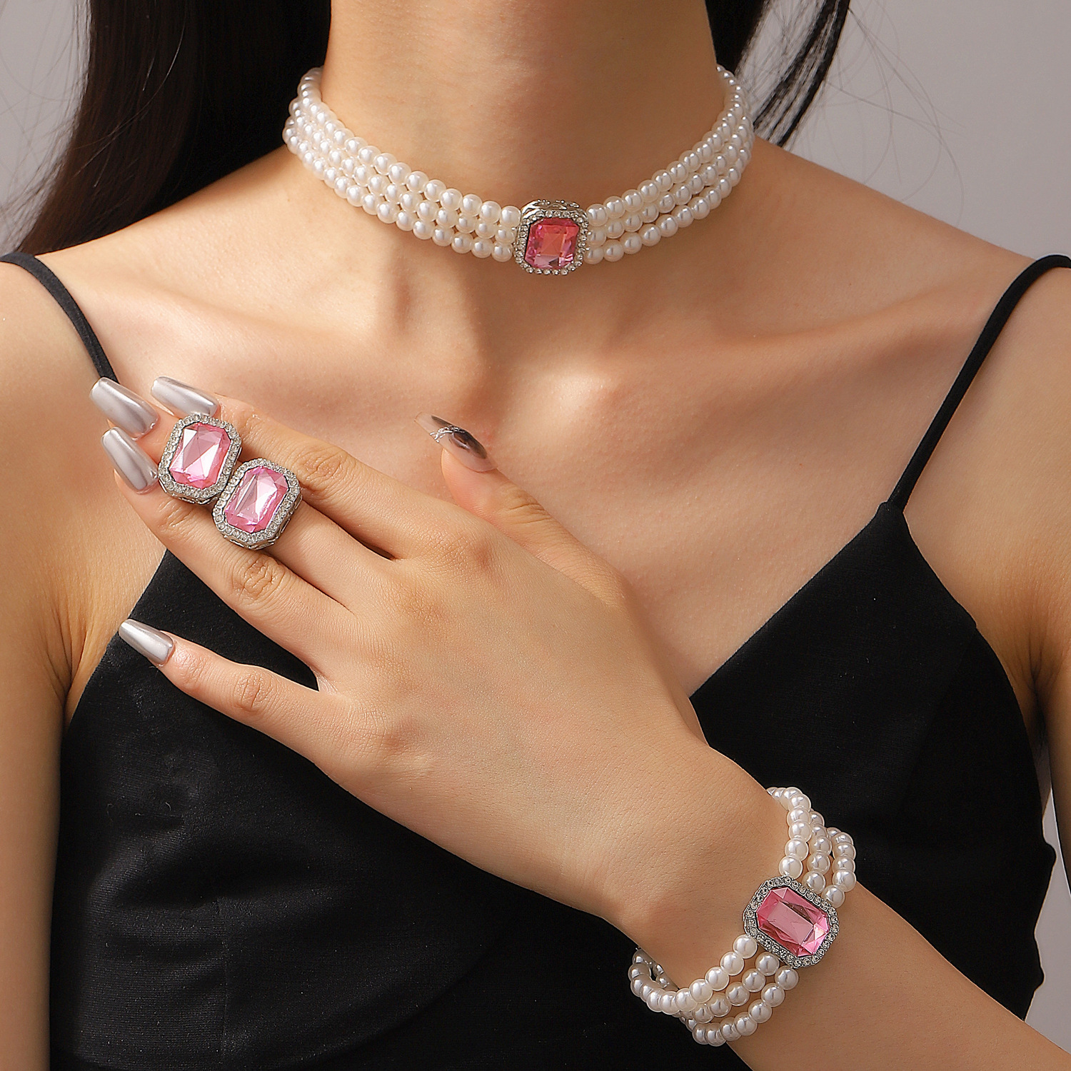 European and American cross-border jewelry multi-layer imitation pearl necklace, necklace, bracelet, stud jewelry set, high-end three-piece set for women Specification drawing